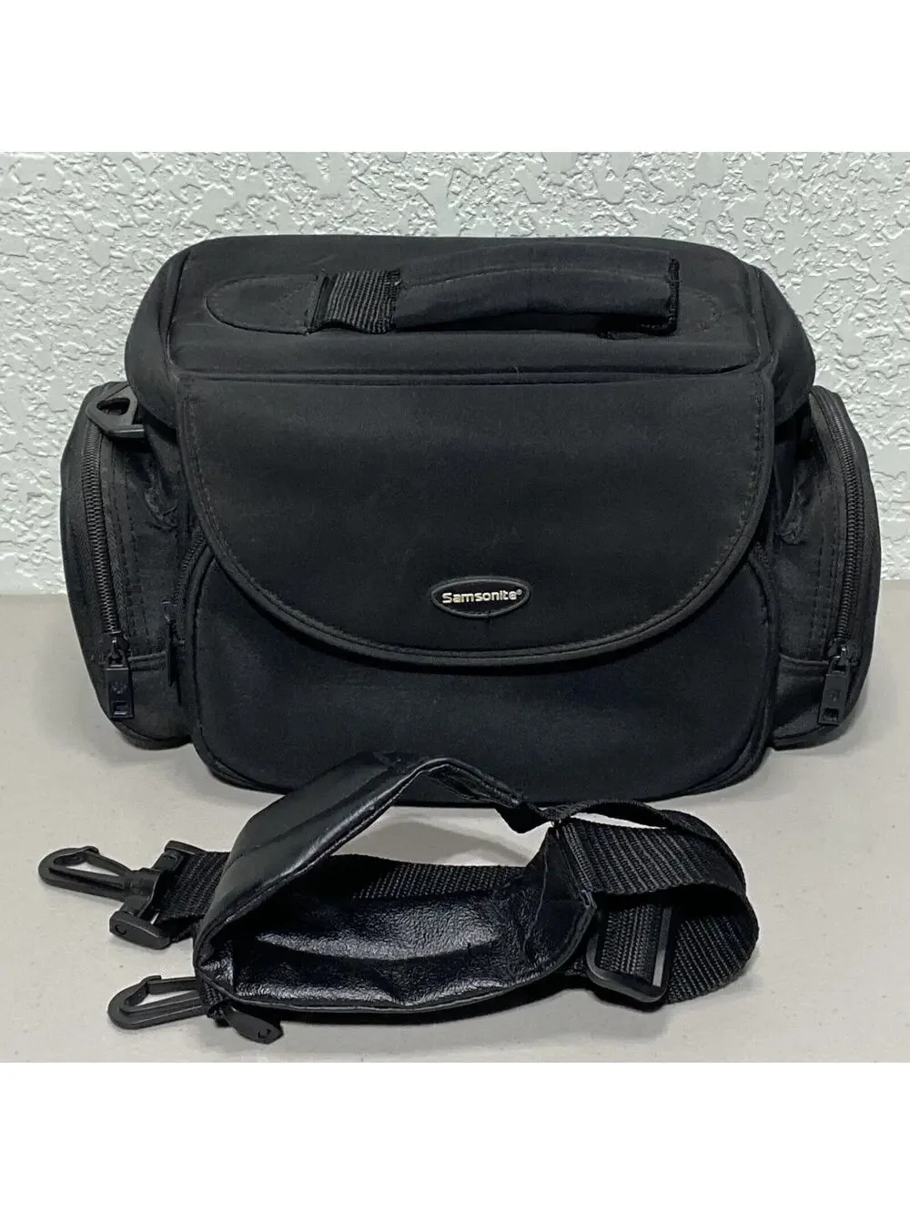 Samsonite Black Padded‎ Camera Camcorder Shoulder Bag Carrying Case Strap 12”x6”